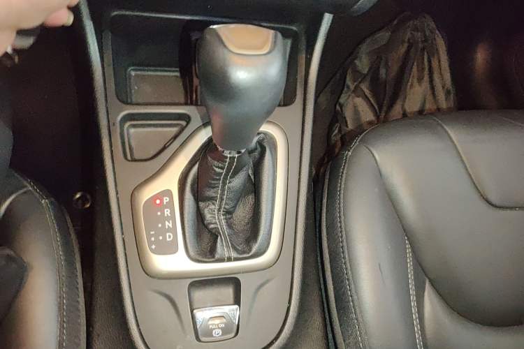 Used  Cherokee 2017 2.0L Superior Edition
