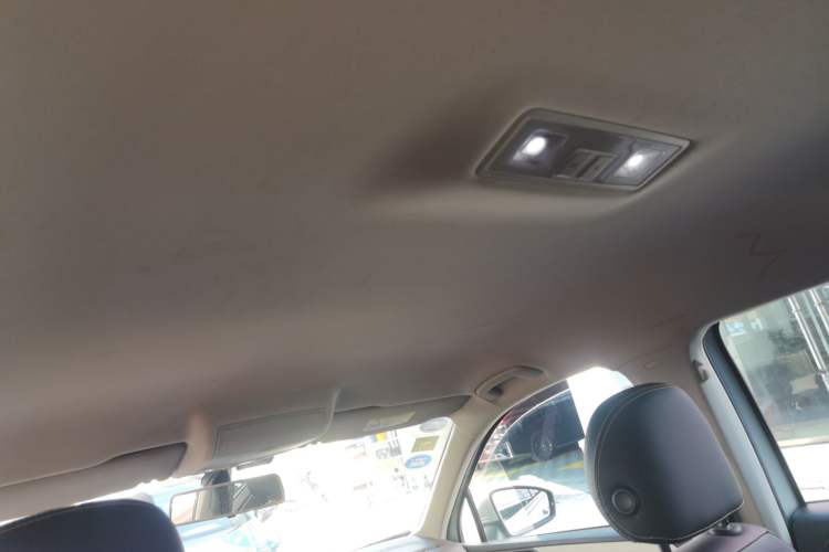 Used Volkswagen Tiguan L 2017 330TSI Automatic Two-Wheel Drive Luxury Edition
