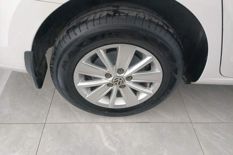 Used Volkswagen Jetta 2017 1.4L Manual Fashion Edition