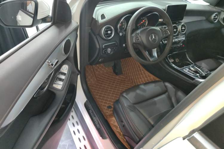 Used Mercedes-Benz GLC 2018 GLC 200 4MATIC
