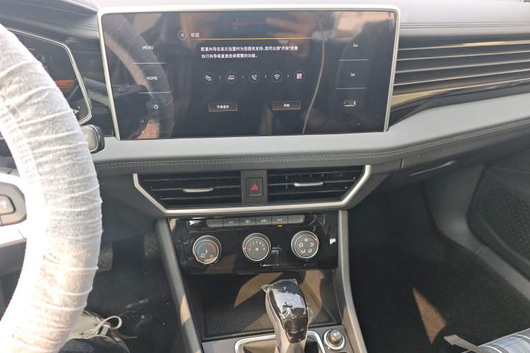 Used Volkswagen Sagitar 2025 Facelifted 300TSI DSG Flyover Edition