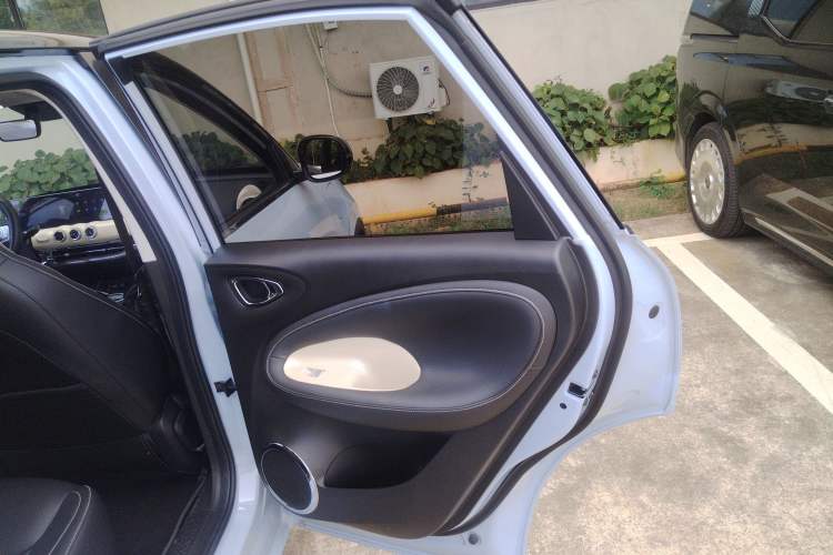 Used Wuling Bingo 2023 410 km Lingxi Deluxe Edition
