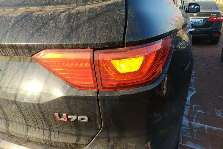 Used Sinotruk VGV U70 2020 1.5T Automatic Smart Enjoyment Elite Navigation Version 7 Seats
