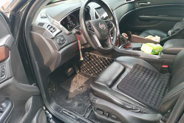 Used Cadillac SRX 2014 3.0L Luxury Model
