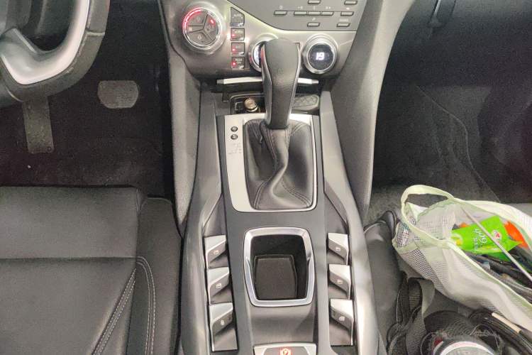 Used  5 2014 1.6T Luxury Edition THP160
