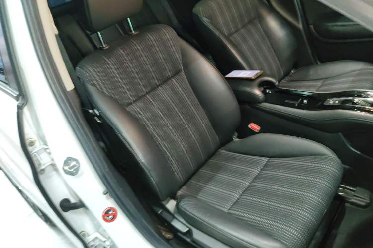 Used Honda Vezel 2015 1.8L CVT 2WD Luxury Model