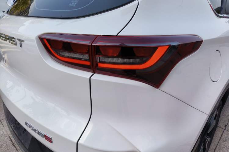 Used Soueast DX8S 2022 1.5T DCT Chieftain Edition 7-Seater
