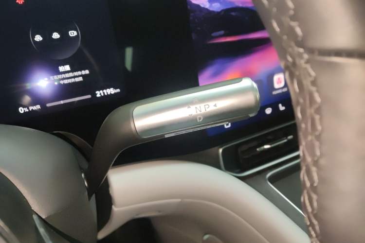 Used Hima AITO M9 2025 Extended-Range Ultra Version 52 kWh 5-Seater Edition
