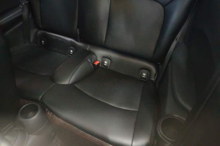 Used  MINI 2016 1.2T ONE Pioneer Edition