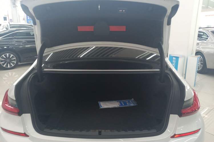 Used BMW 3 Series 2022 Updated 325Li M Sport Package
