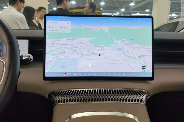 Used XPeng X9 2025 650 Long-Range Max