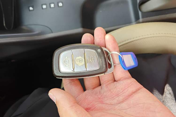 Used Hyundai ix35 2015 2.0L Automatic 2WD Smart Type China IV
