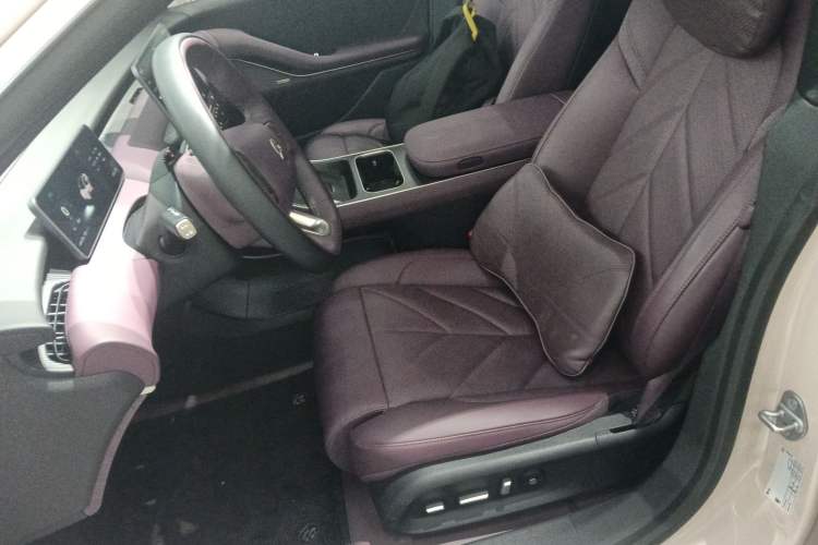 Used Nio ET5 2025 75 kWh