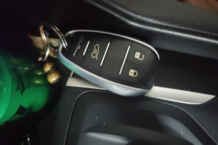 Used Alfa Romeo Giulia 2017 2.0T 200HP Luxury Edition