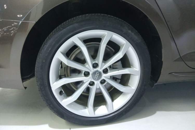 Used Audi A4L 2018 30th Anniversary Edition 40 TFSI Fashion Model