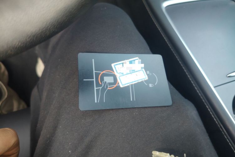 Used Tesla Model Y 2021 Long-Range All-Wheel-Drive Version 3D7