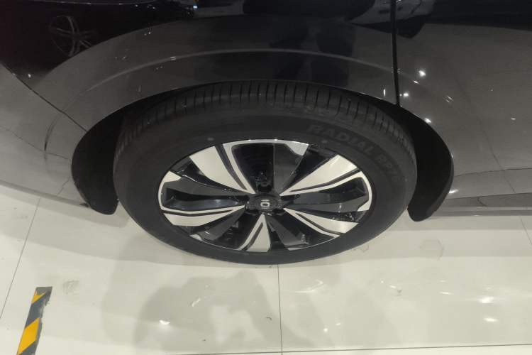 Used  A07 2025 Range-Extended "True Fragrant" Edition 230 Luxury Version
