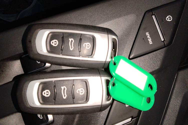 Used  60 2024 60 Pro
