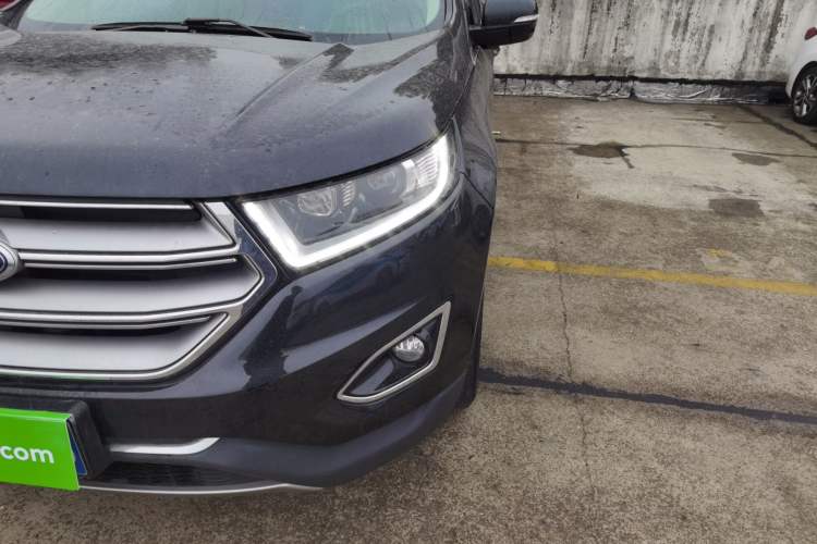 Used Ford Edge 2015 2.0T GTDi Two-Wheel-Drive High-Line Version
