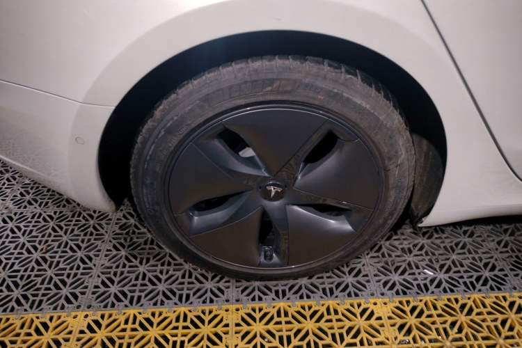 Used Tesla Model 3 2019 Standard Range Rear-Drive Upgraded Version
