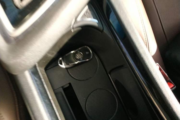 Used Buick GL6 2018 18T 6-Seater Prestige Model
