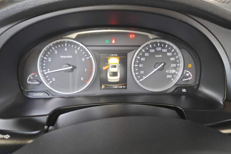 Used Geely Auto Emgrand GT 2015 1.8T Flagship Model
