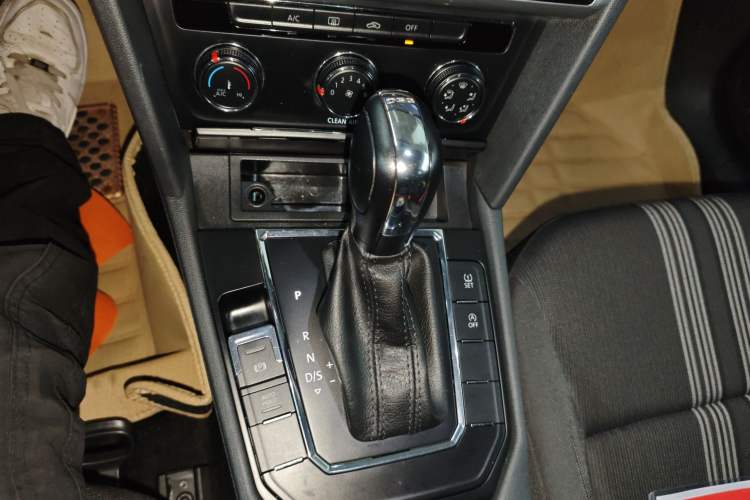 Used Volkswagen Lamando 2018 230TSI DSG Fashion Edition