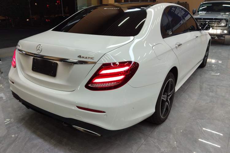 Used Mercedes-Benz E-Class 2019 E 260 Sport Edition 4MATIC
