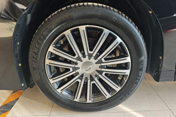 Used GAC Trumpchi M8 2023 Lingxiu Series 390T Prestige Edition
