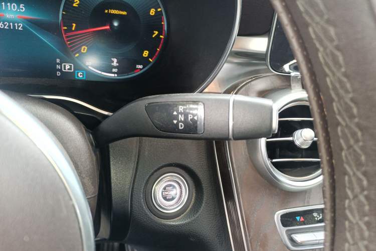 Used Mercedes-Benz GLC 2020 Facelift GLC 260 L 4MATIC Luxury Edition
