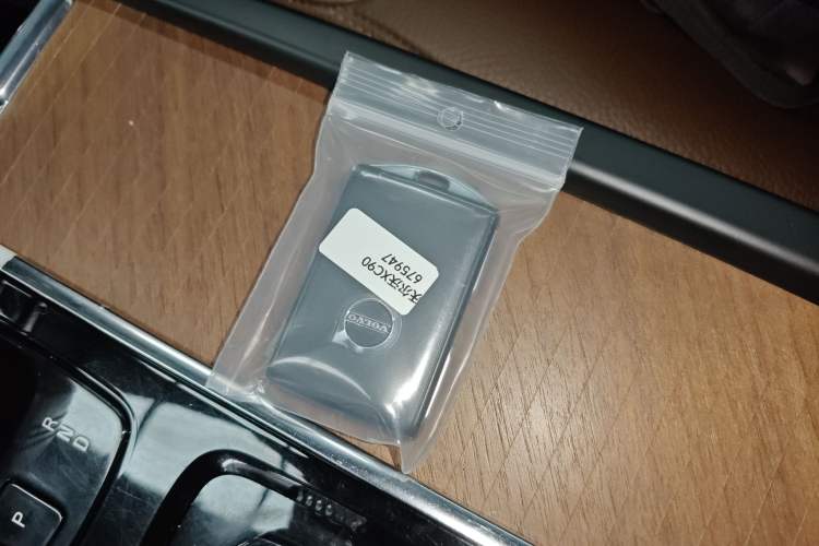 Used Volvo XC90 2021 B5 SmartDrive Luxury Edition 5-seater
