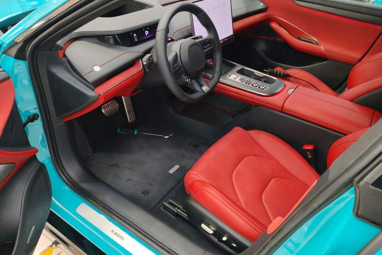 Used  SU7 2024 Four-Wheel Drive Ultra-Long Range Advanced Intelligent Driving Max Edition
