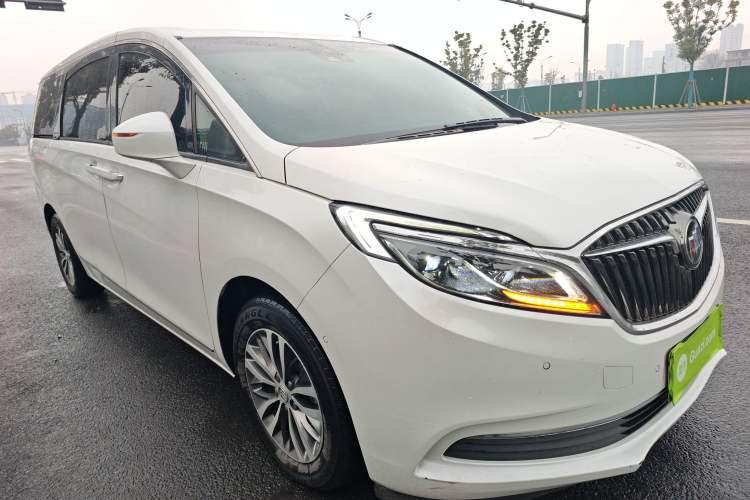 Used Buick GL8 2017 ES 28T Flagship Model China V Standard
