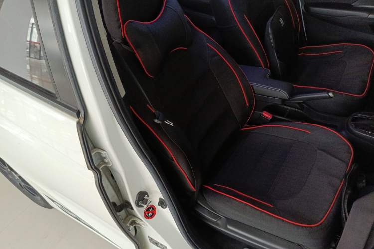 Used Honda Fit 2016 1.5L LX CVT Comfort Model
