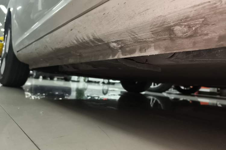 Used  Lumin 2023 301km Honey Dew Edition