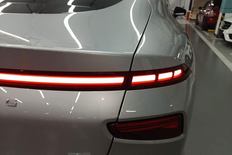 Used XPeng P7 2020 670N
