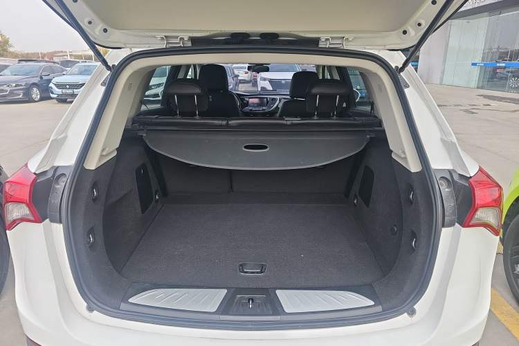 Used Buick Envision 2019 20T Two-Wheel Drive Elite Version China V Standard
