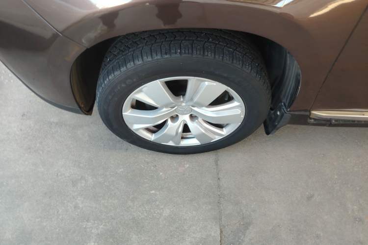 Used Peugeot 2008 2014 1.6L Automatic Fashion Edition