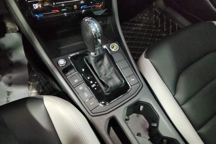 Used Volkswagen Bora 2023 300TSI DSG Prestige Edition
