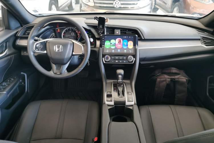 Used Honda Civic 2016 180TURBO CVT Comfort Version
