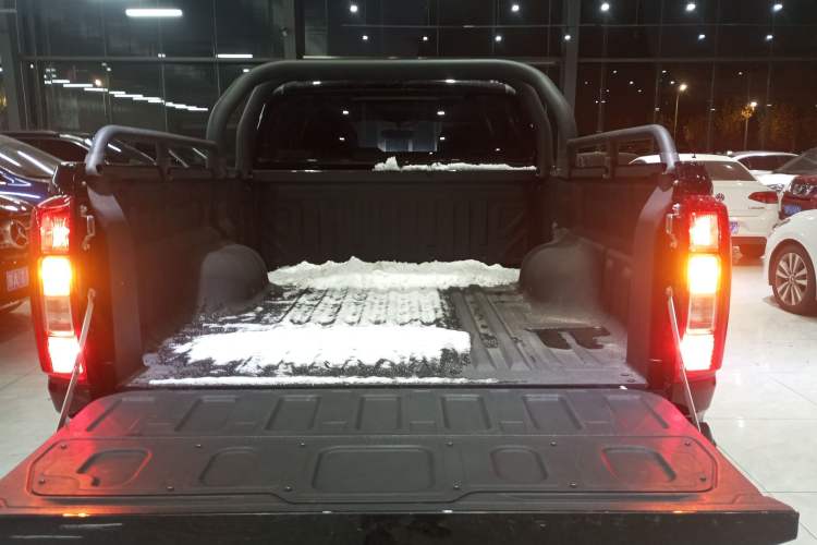 Used Great Wall Poer 2021 2.0T Commercial Version Automatic Diesel Two-Wheel Drive Elite Trim with Long Bed – GW4D20M
