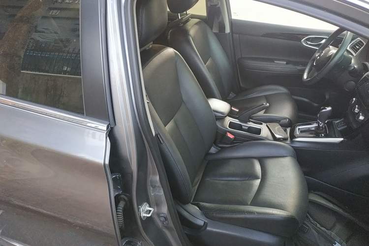 Used Nissan Sylphy 2019 1.6XV CVT Smart Connect Luxury Edition China VI Standard
