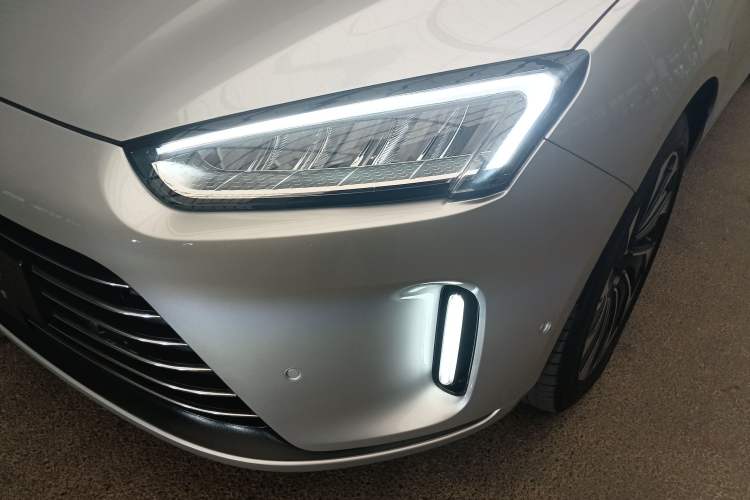 Used Hima AITO M5 2022 Extended-Range Four-Wheel Drive Flagship Edition
