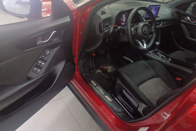 Used Mazda CX-4 2021 2.0L Automatic Two-Wheel Drive Blue Sky Dynamic Edition
