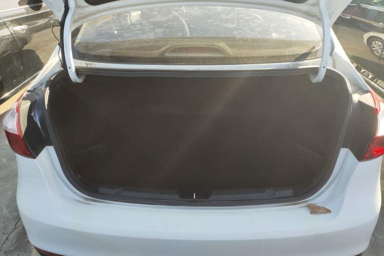 Used Kia K3 2016 1.6L Manual GL
