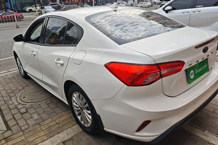 Used Ford Focus 2020 Sedan EcoBoost 180 Automatic Trend Edition
