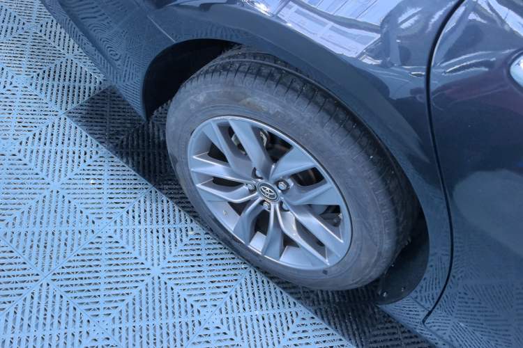 Used Toyota Avalon 2019 2.0L Luxury Edition China VI Standard
