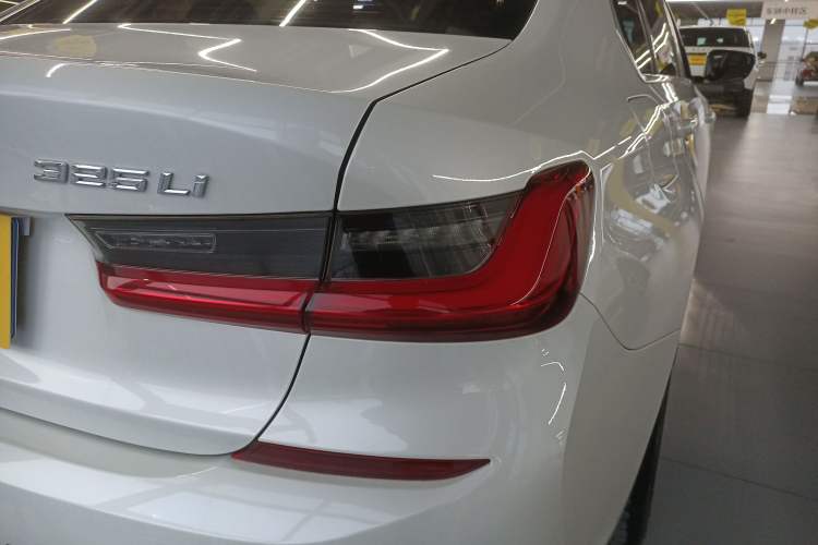 Used BMW 3 Series 2021 Restyled 325Li M Sport Package
