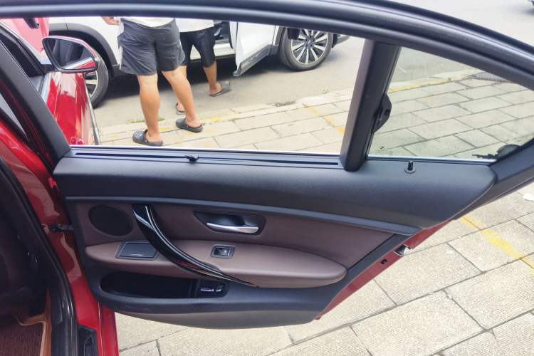 Used BMW 3 Series 2018 320Li Fashion Model
