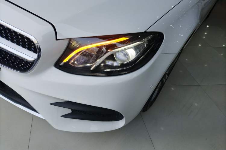 Used Mercedes-Benz E-Class 2016 E 200 L Sport Edition